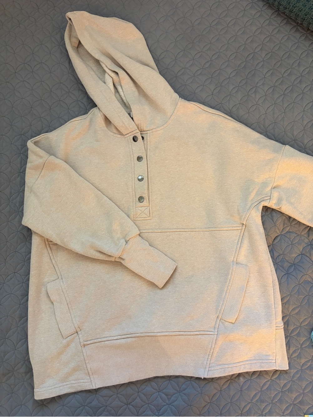 Zenana Outfitters Henley Style Beige Hoodie with Snap Placket | Women’s M